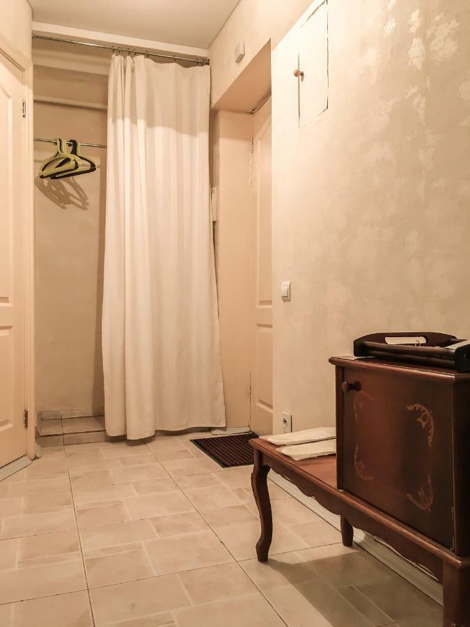 Sunflower Apartment Near Kiev Airport & Railway Station & Center City! Dış mekan fotoğraf